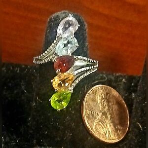 Stylish Multi-Stone Vertical Ring, 5 Out Of The 7 Colors Of The Rainbow